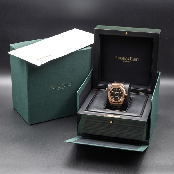 Audemars Piguet Royal Oak 15400OR.OO.D002CR.01